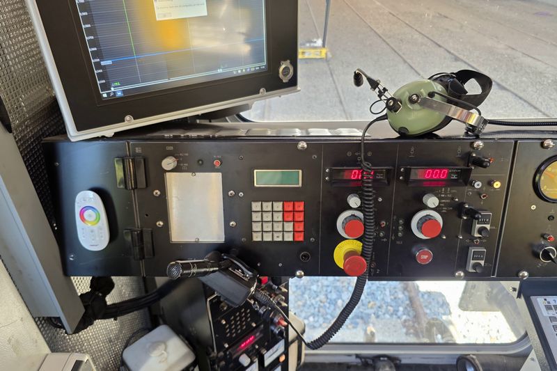 BAM Stopmachine met het fabrieksnummer 1214 en het UIC-nummer 99 84 942 8 702-7.